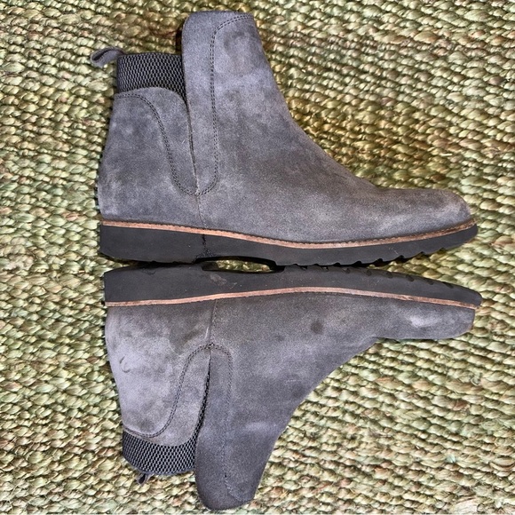Blondo Perla Waterproof Suede Pull on Gray Boots Rain Snow Size 10 - Picture 4 of 8